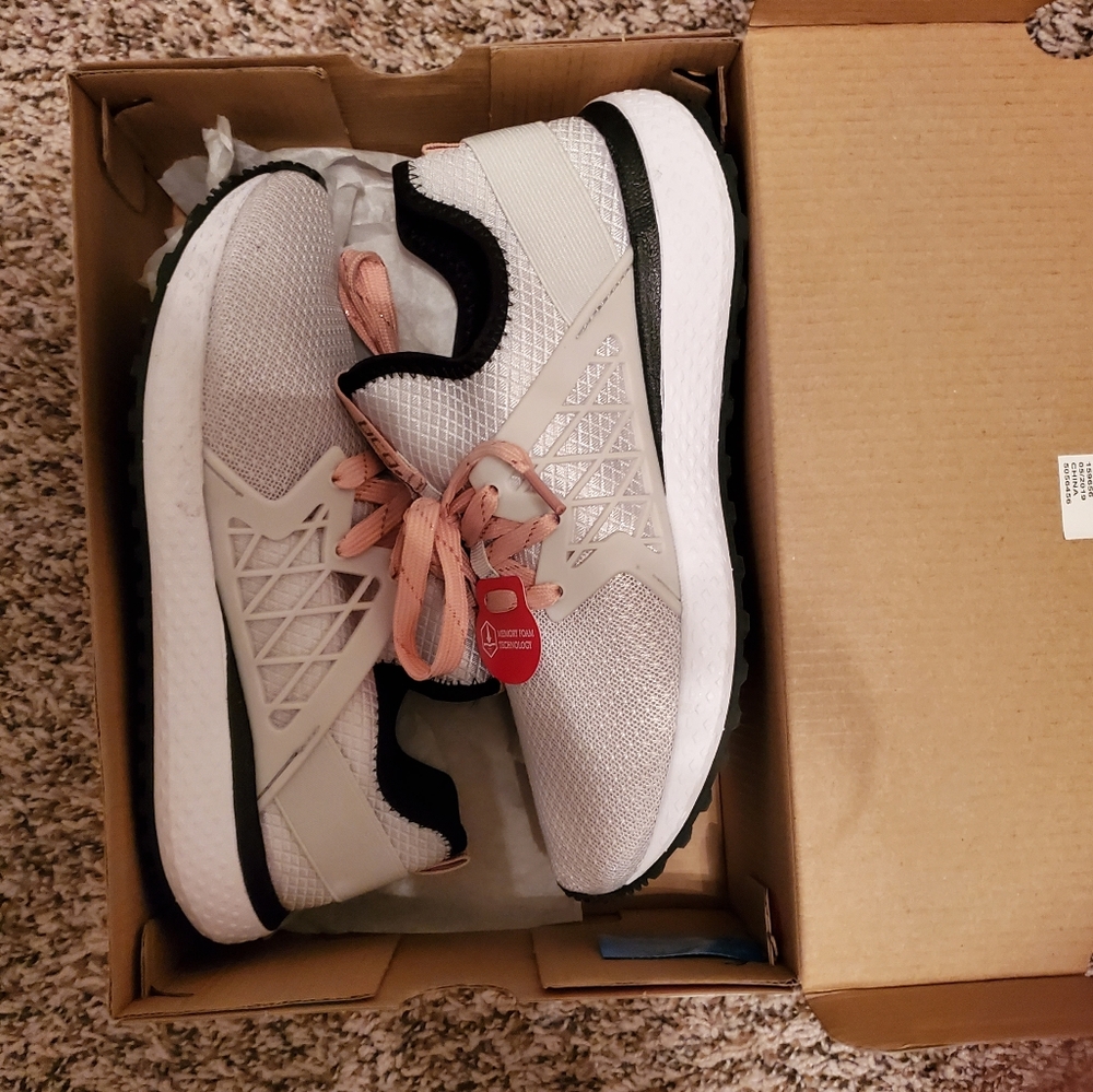 BCG women's training shoes size 7